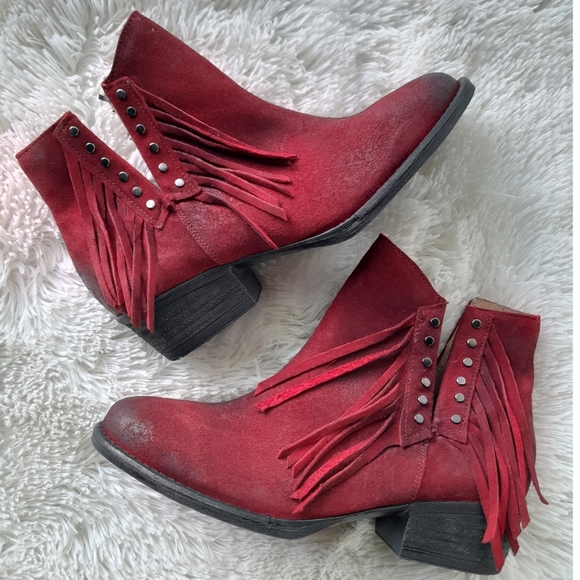 Circle G Shoes - women's Circle G dark red black distressing  fringe studded bootie 8.5
